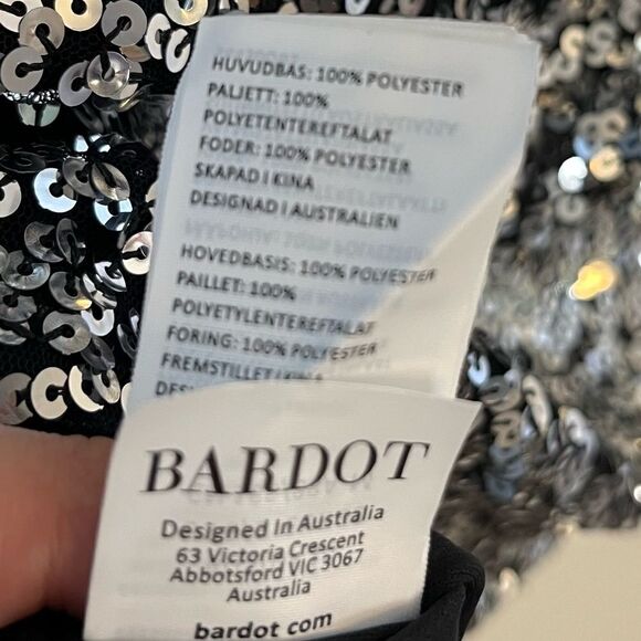 Bardot Sequin Long Sleeve Mini Dress Wrap Front Silver Size 6 NWT - Picture 8 of 9